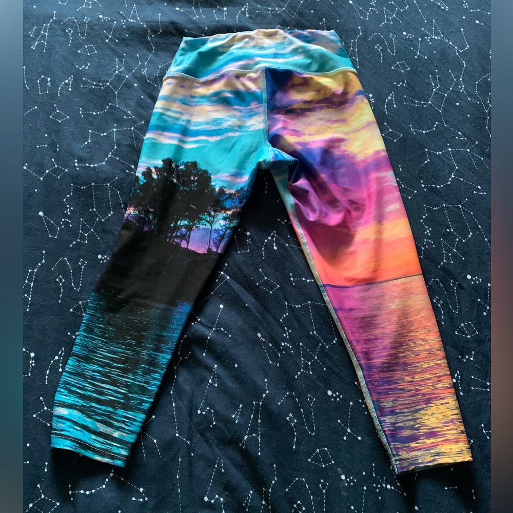 Inner fire Capris - Picture 2 of 3